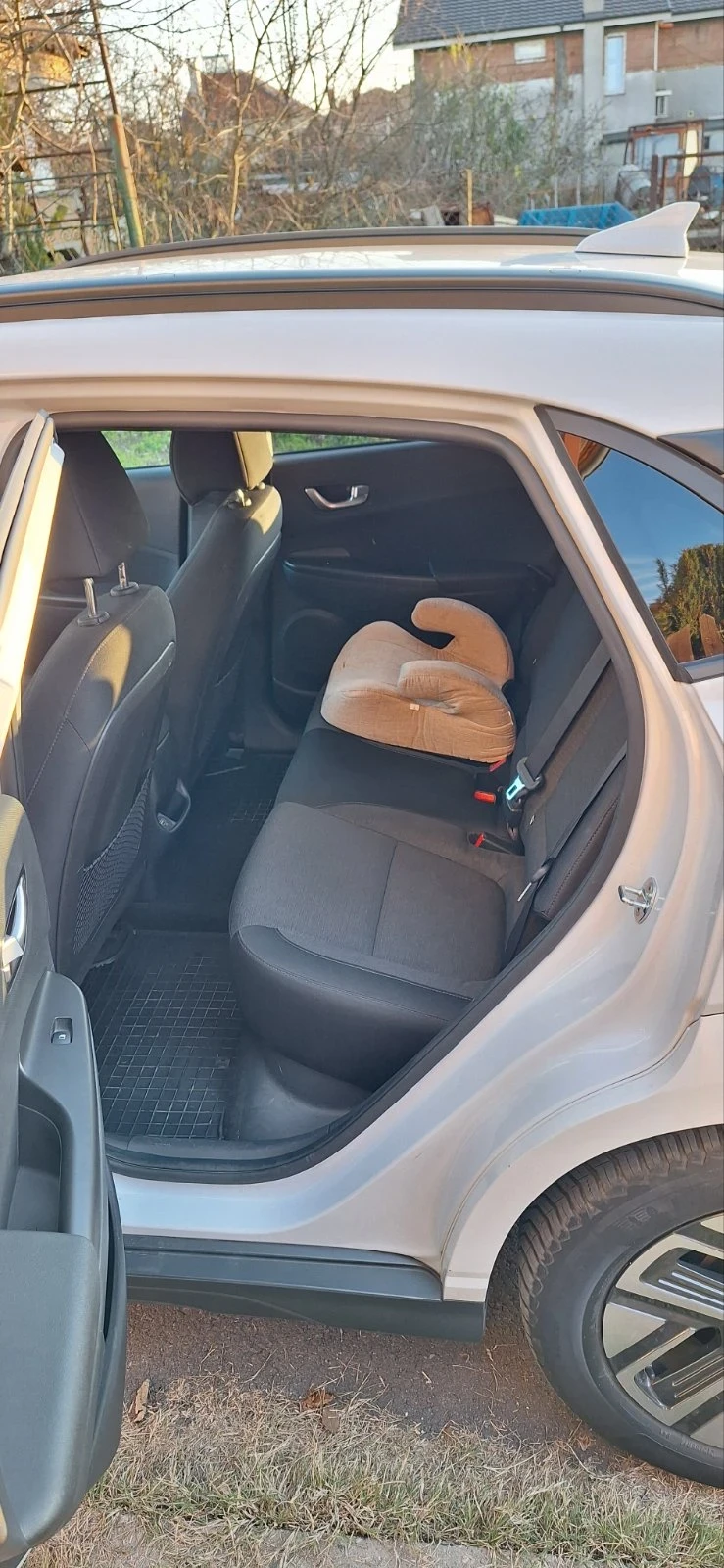 Hyundai Kona Electric Face 64 kWh SOH 100%, снимка 10 - Автомобили и джипове - 53196842