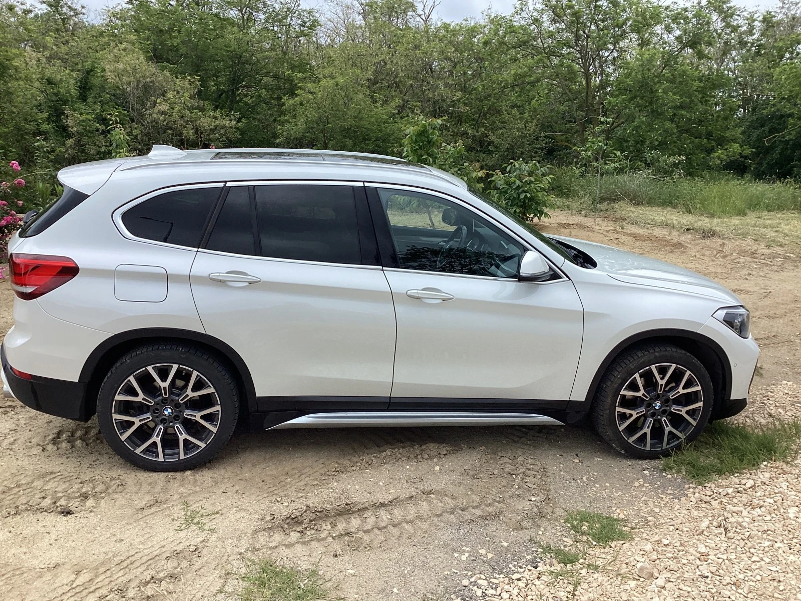 BMW X1 XDRIVE 20D - изображение 3