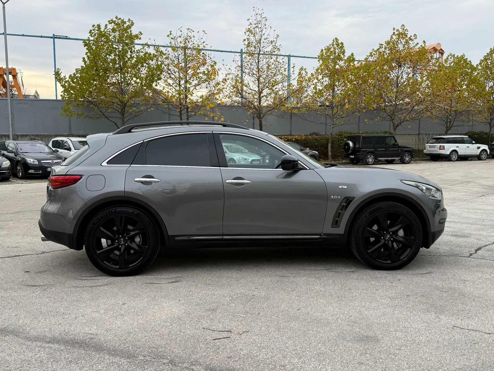 Infiniti QX70 3.0d 238 к.с. - изображение 5