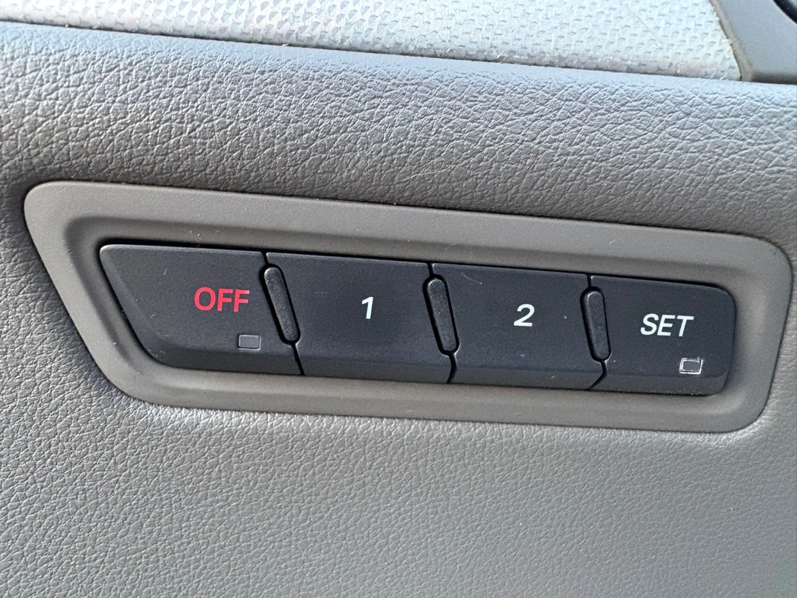 Audi Q5 3.0TDI Quattro* FULL* ������* ������ | Mobile.bg � ����������� 16