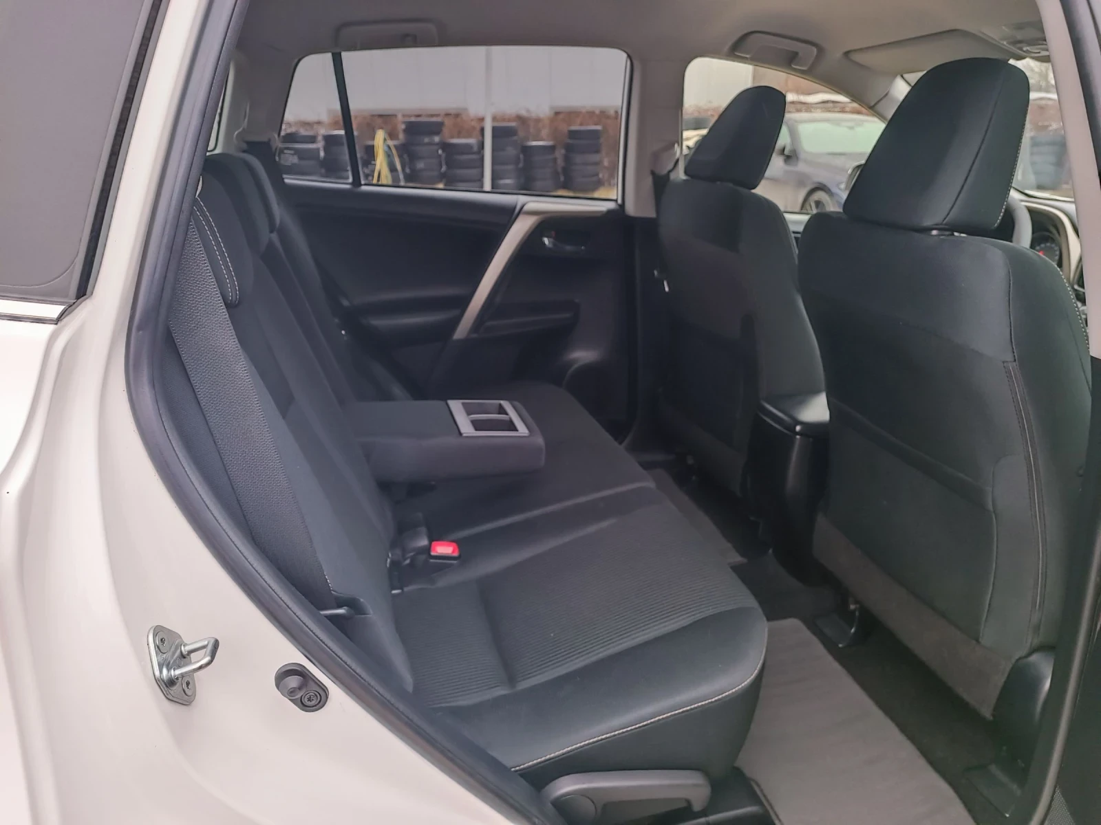 Toyota Rav4 2.0i-151��-���������-�������-4�4-KEYLESS-NAVI | Mobile.bg � ����������� 11