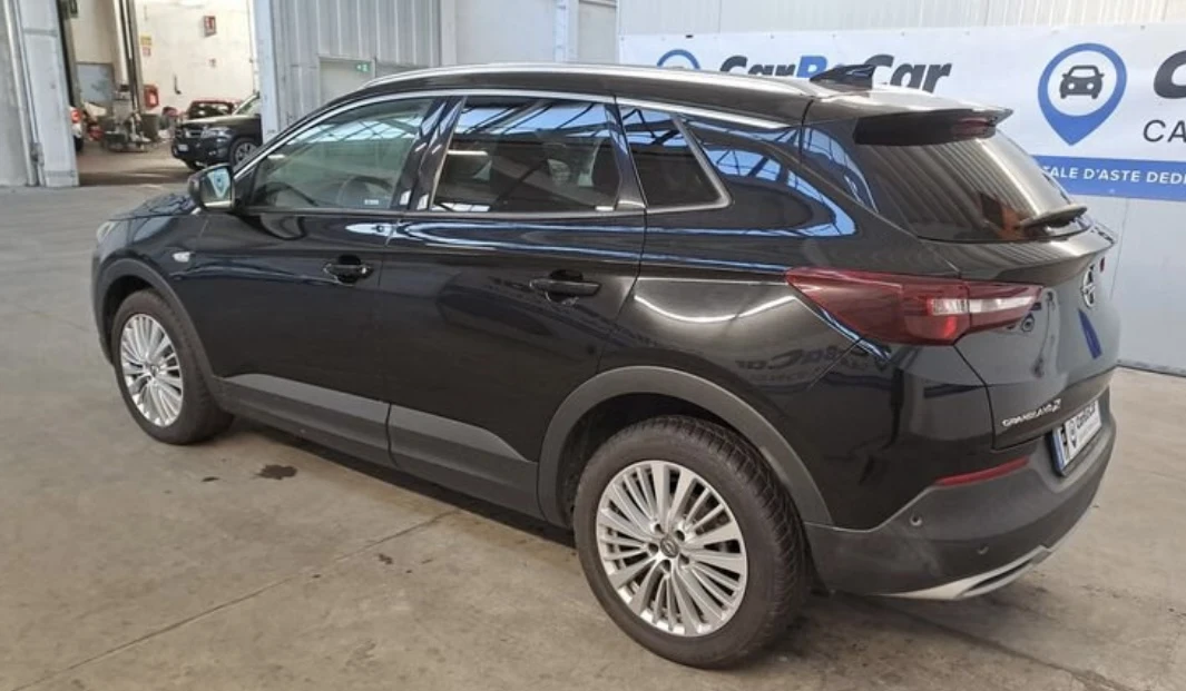 Opel Grandland X Automatic 131kc 90000km - изображение 6