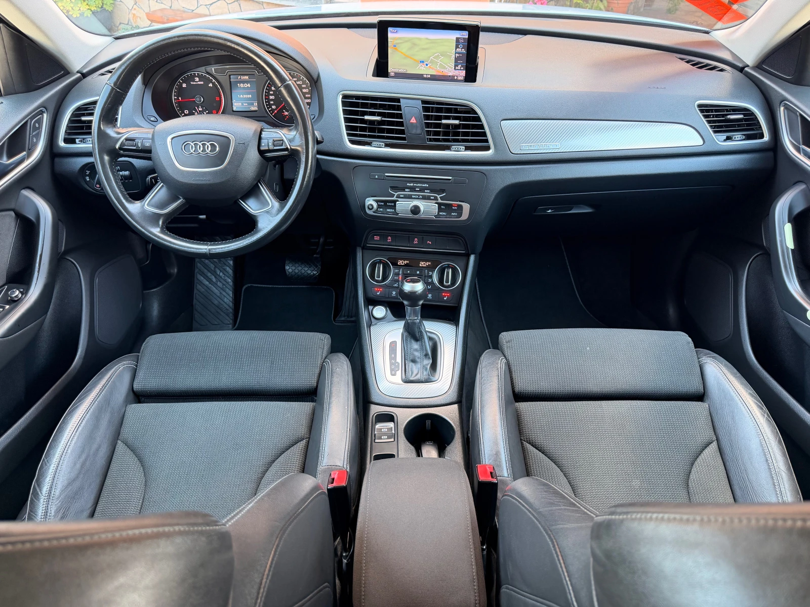 Audi Q3 2.0TDI* S-LINE* NAVI* TOP* LIZING, снимка 11 - Автомобили и джипове - 54740077