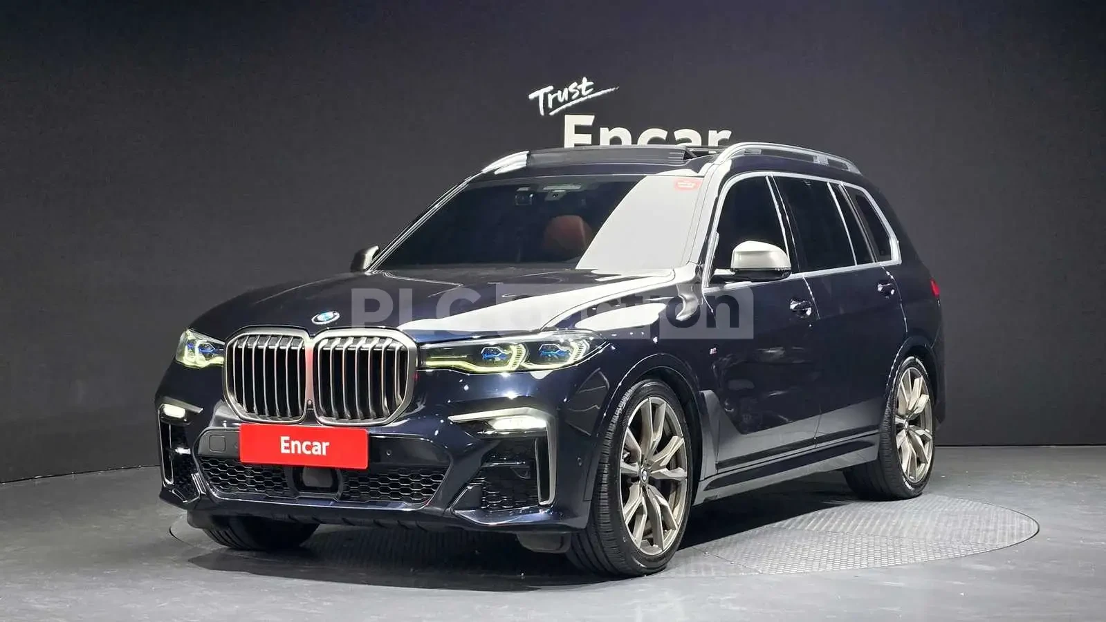 BMW X7 ЛАЗЕРИ * ОБДУХВАНЕ * ДИСТРОНИК * H/K * 