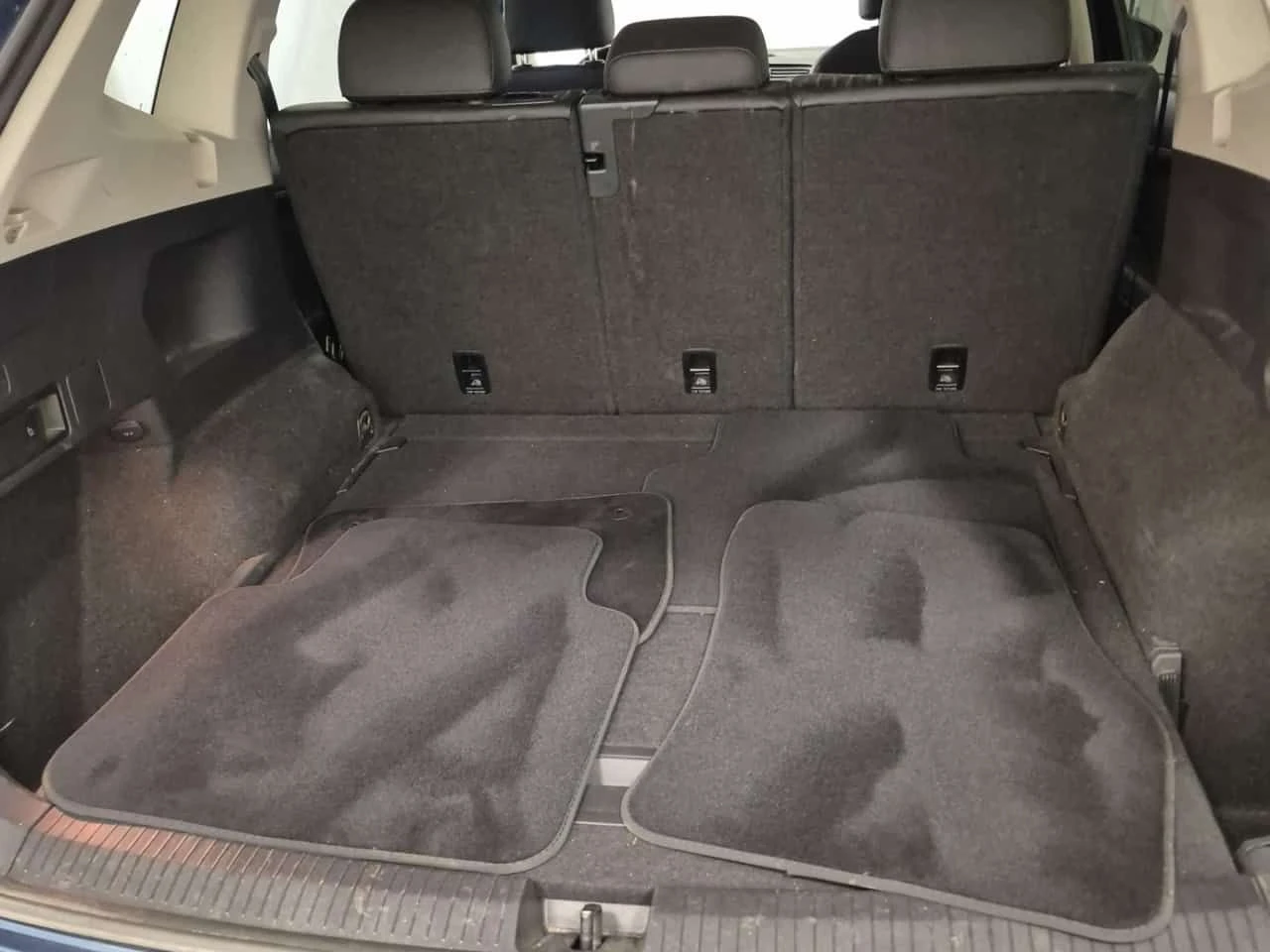 VW Tiguan Highline/CARFAX/ПОДГРЕВ/ПАНОРАМА/2 КЛЮЧА/, снимка 14 - Автомобили и джипове - 55708349