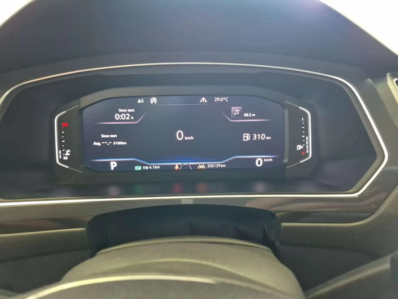 VW Tiguan Highline/CARFAX/ПОДГРЕВ/ПАНОРАМА/2 КЛЮЧА/, снимка 9 - Автомобили и джипове - 55708349