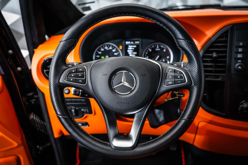 Mercedes-Benz V 163hp Maybach styling* Mandarin* TV, снимка 9 - Бусове и автобуси - 51823119