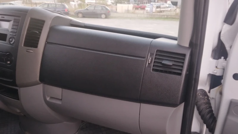 Mercedes-Benz Sprinter 316, снимка 8 - Бусове и автобуси - 52122010