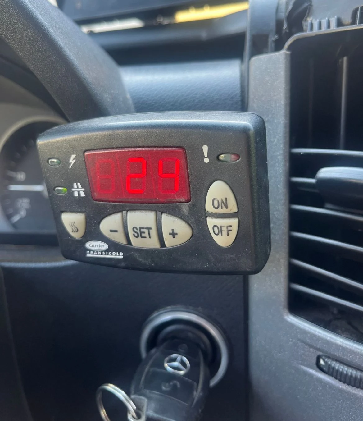 Mercedes-Benz Sprinter Mercedes-Benz Sprinter 516 хладилен+ борд Д-3.60 К - изображение 9
