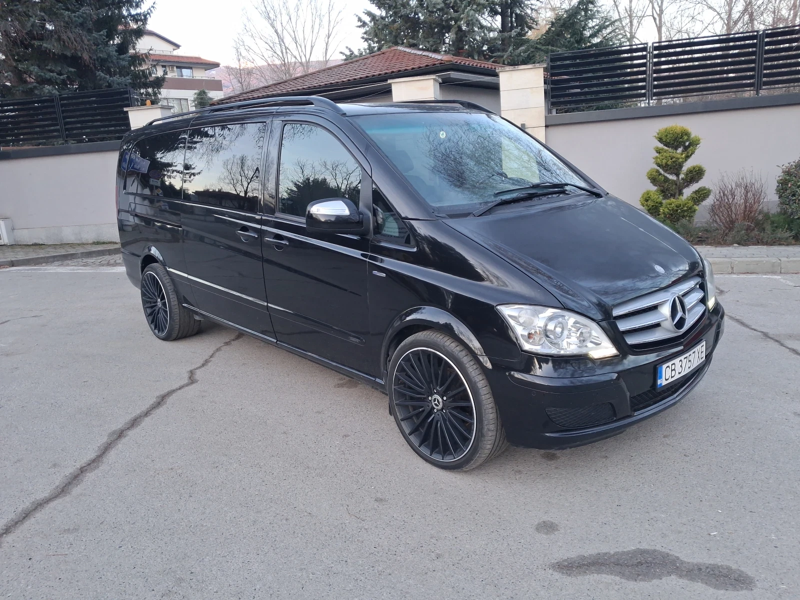 Mercedes-Benz Viano Перфектен!!! - изображение 6