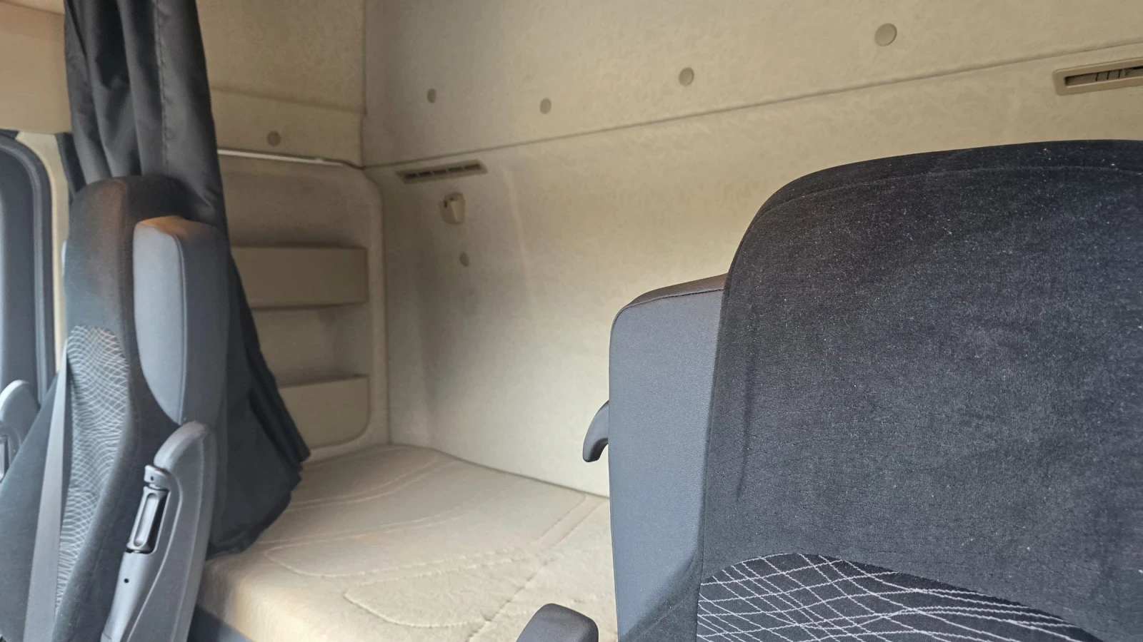 Mercedes-Benz Actros EURO 6 - изображение 10