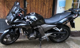  Kawasaki Z