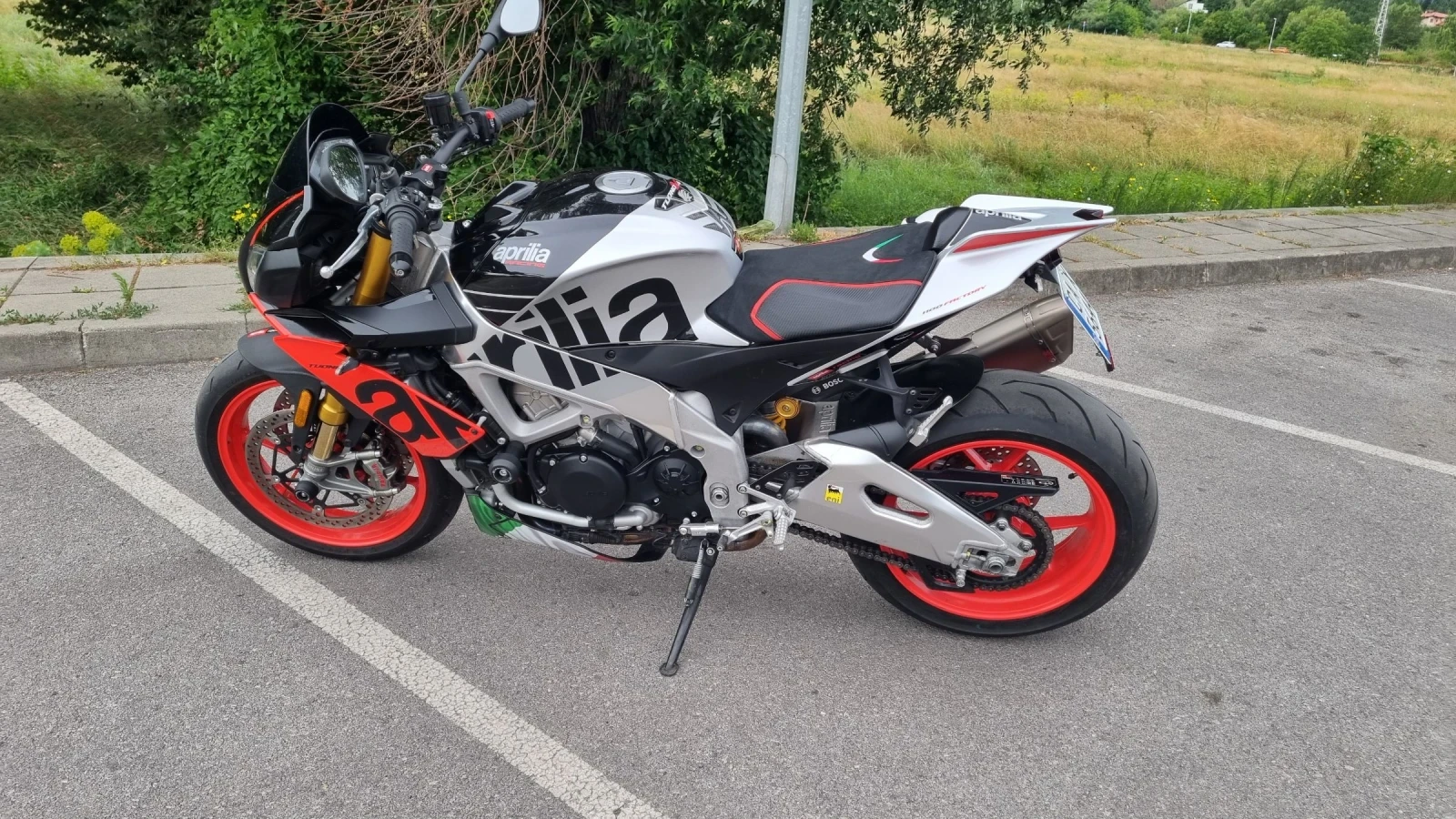 Aprilia Tuono V4 Factory, снимка 2 - Мотоциклети и мототехника - 55420442