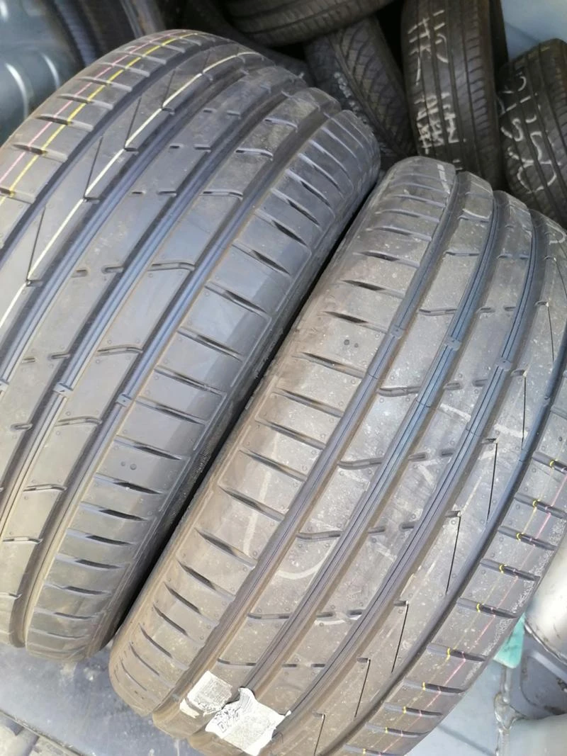 Гуми Летни 225/45R18, снимка 3 - Гуми и джанти - 29597872