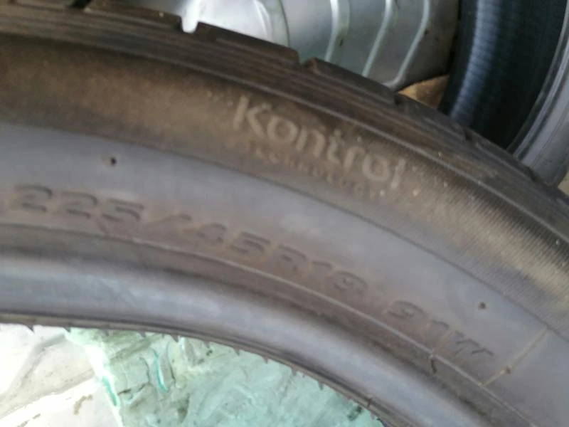 Гуми Летни 225/45R18, снимка 8 - Гуми и джанти - 29597872