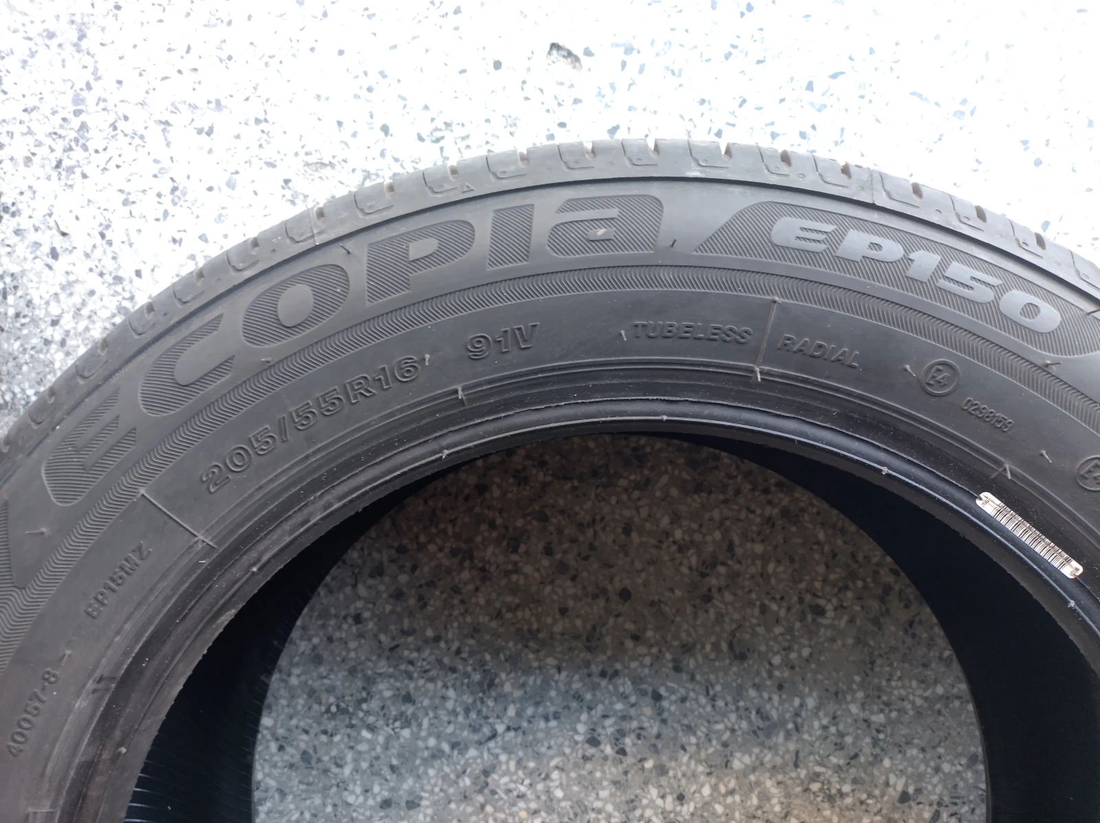 Гуми Летни 205/55R16, снимка 4 - Гуми и джанти - 53747971