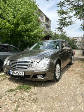 Mercedes-Benz E 350, снимка 2 - Автомобили и джипове - 45702632