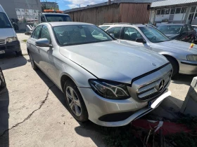 Mercedes-Benz E 220, снимка 1