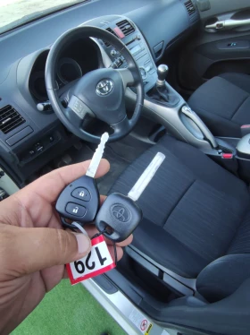 Обява за продажба на Toyota Auris На 116000км. Нов внос Италия  ~8 600 лв. - изображение 5