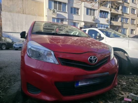 Toyota Yaris 1.3, снимка 3