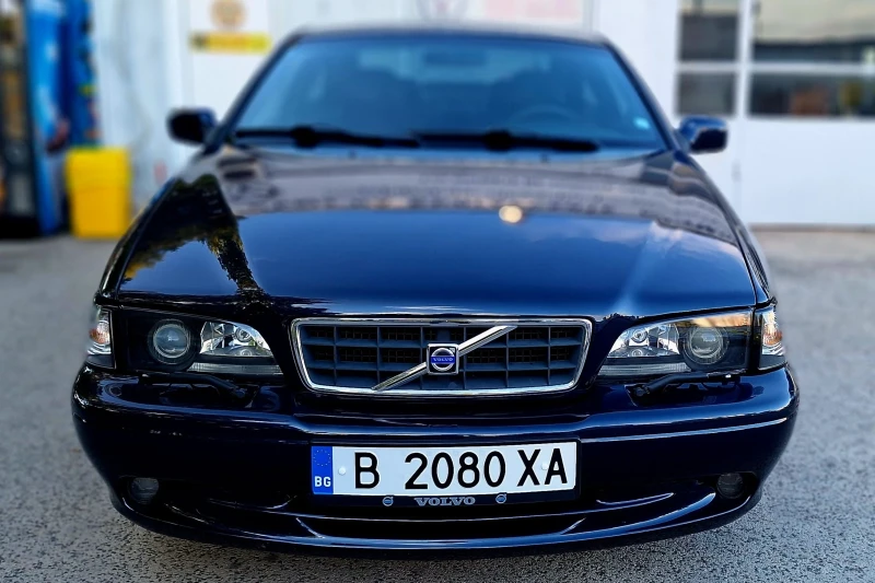 Volvo C70 Т5 GT, снимка 2 - Автомобили и джипове - 47559459