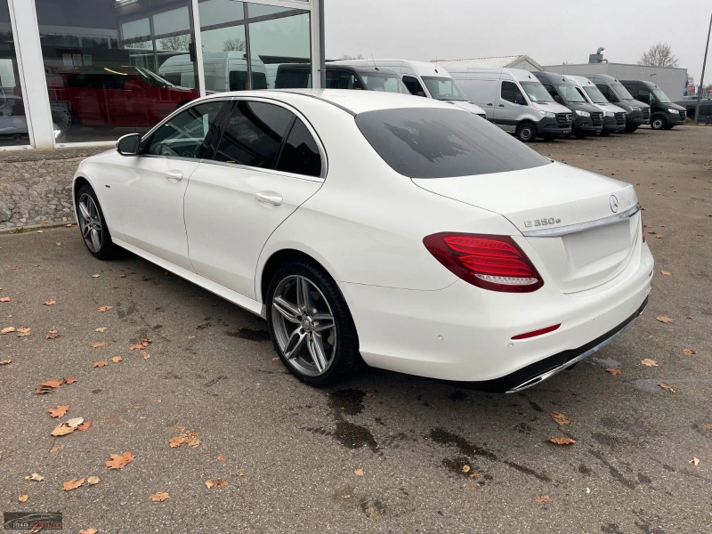 Mercedes-Benz E 350 e-AMG/211HP/CAM/CARPLAY/LED/AMBIENT/563b, снимка 2 - Автомобили и джипове - 48233828