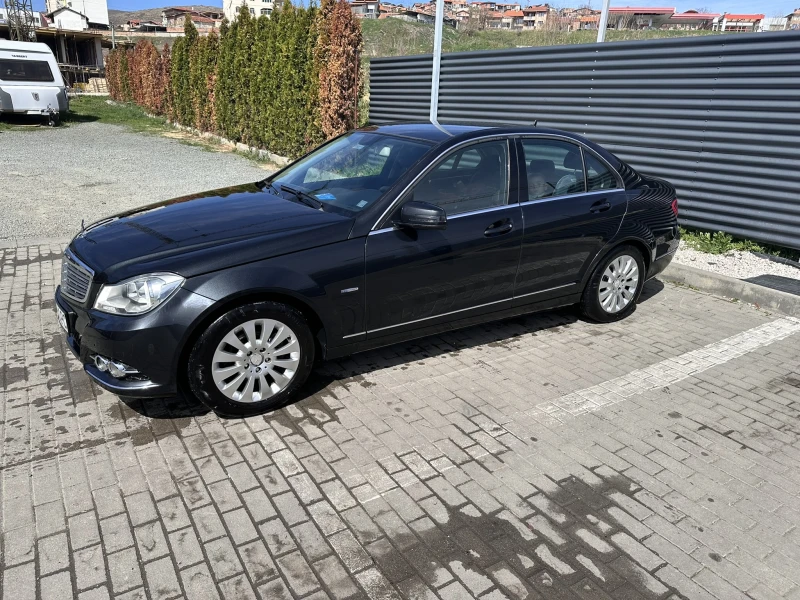 Mercedes-Benz C 180, снимка 12 - Автомобили и джипове - 48599323