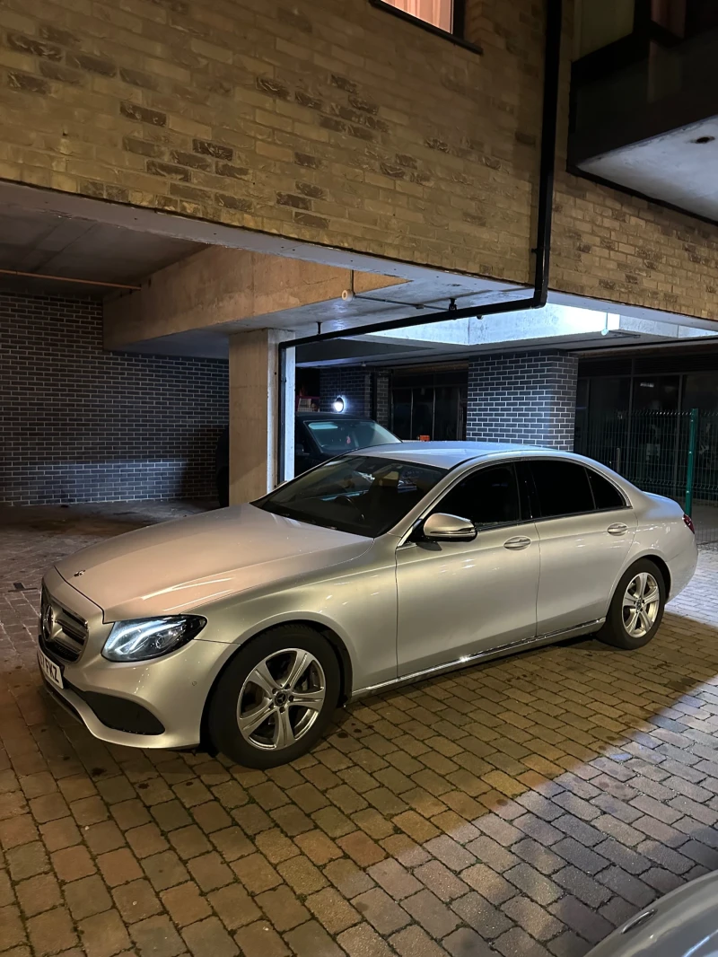 Mercedes-Benz E 220 Mercedes E220d, снимка 2 - Автомобили и джипове - 49405990