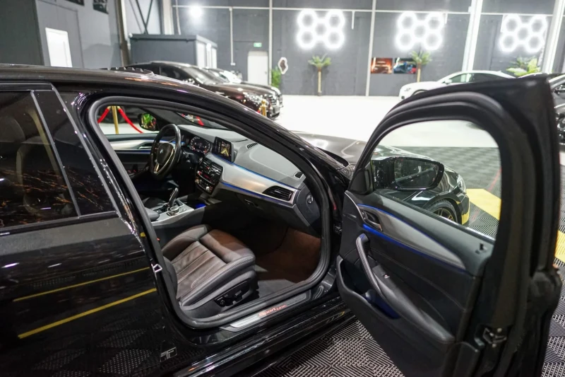 BMW 540 I XDRIVE FULL M PACK НАПЪЛНО ОБСЛУЖЕН ЛИЗИНГ 100% , снимка 13 - Автомобили и джипове - 52733948