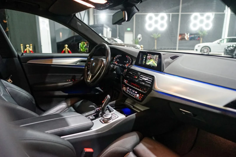 BMW 540 I XDRIVE FULL M PACK НАПЪЛНО ОБСЛУЖЕН ЛИЗИНГ 100% , снимка 14 - Автомобили и джипове - 52733948