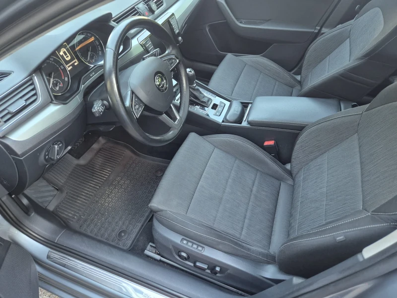 Skoda Superb 2.0, снимка 6 - Автомобили и джипове - 53206805