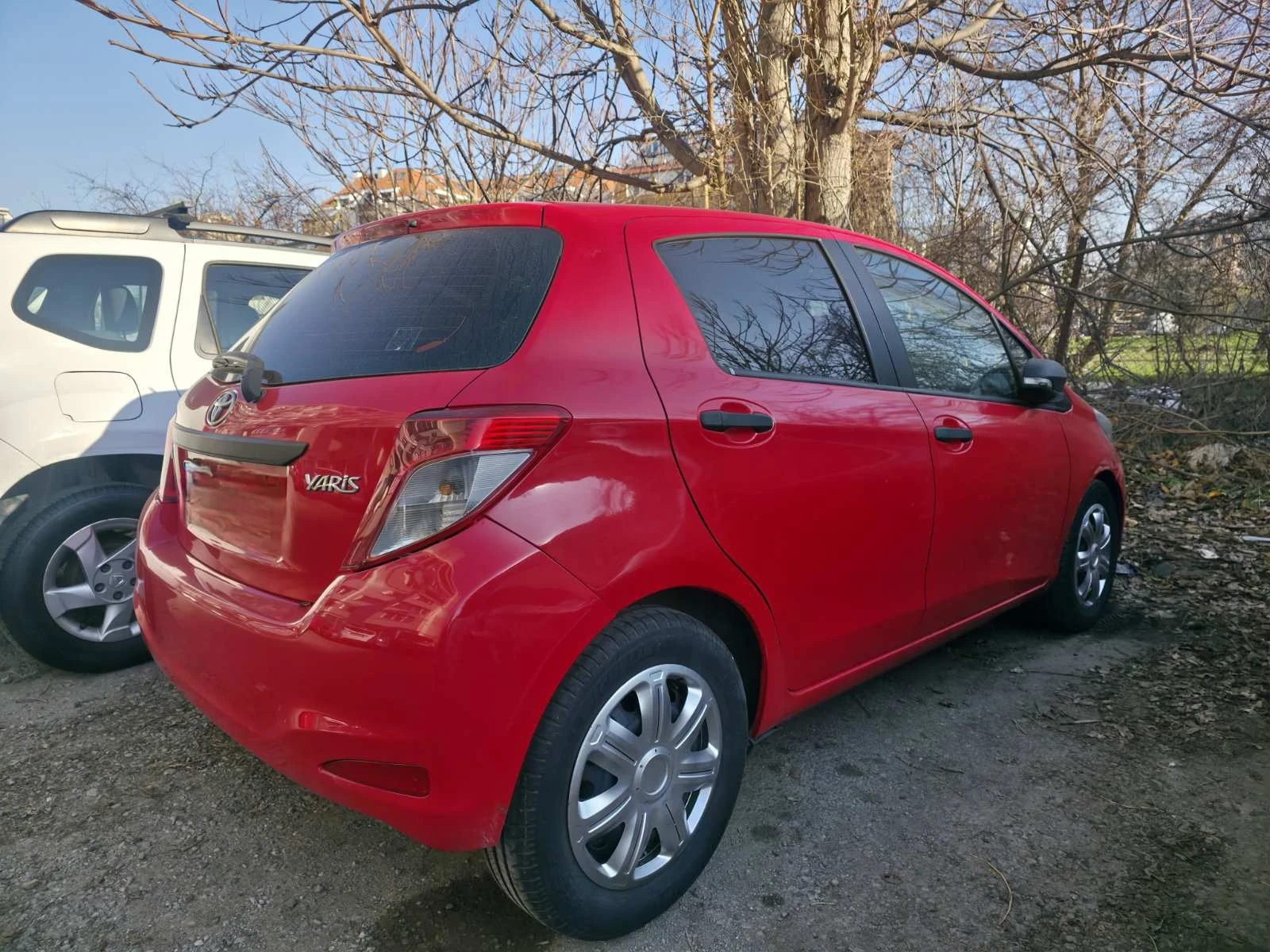 Toyota Yaris 1.3, снимка 1