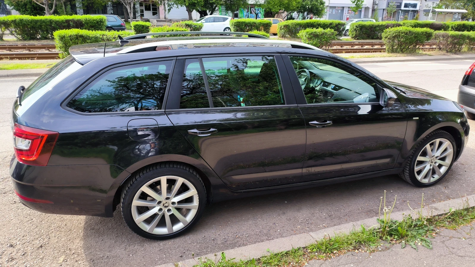 Skoda Octavia 2.0 TDI 4X4  - изображение 6