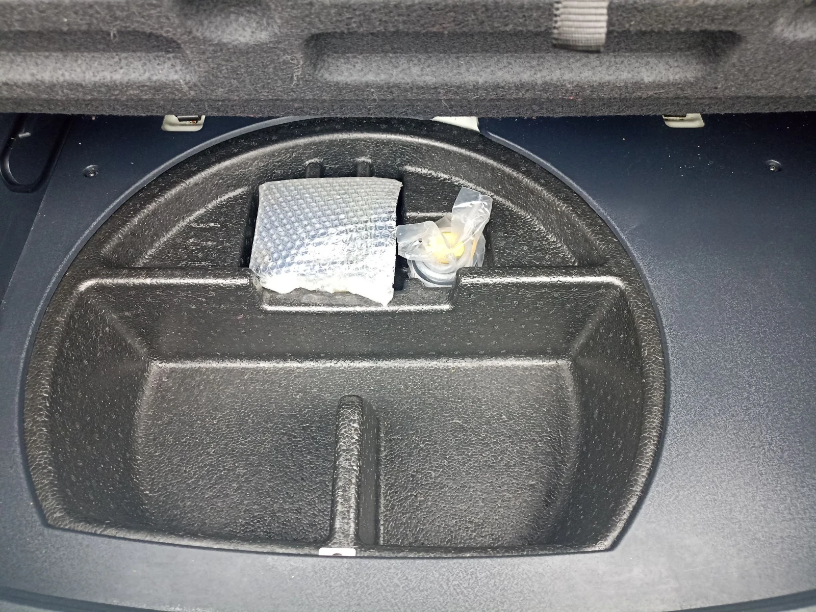 Kia Rio 1.4i Automatic  - изображение 8