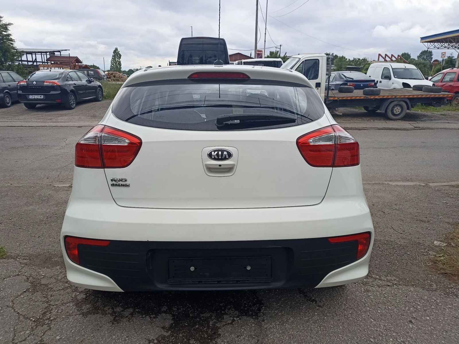 Kia Rio 1.4i Automatic  - изображение 6