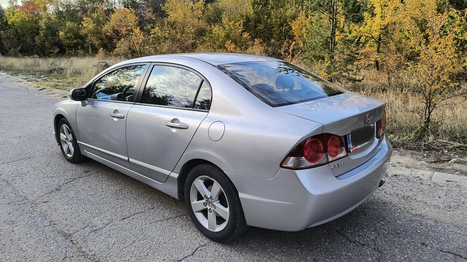 Honda Civic i-VTEC - изображение 4