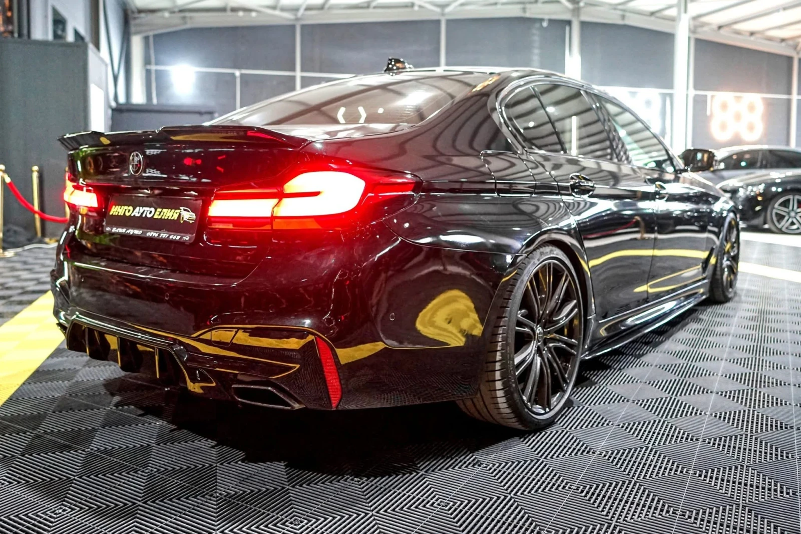 BMW 540 I XDRIVE FULL M PACK НАПЪЛНО ОБСЛУЖЕН ЛИЗИНГ 100%  - изображение 9