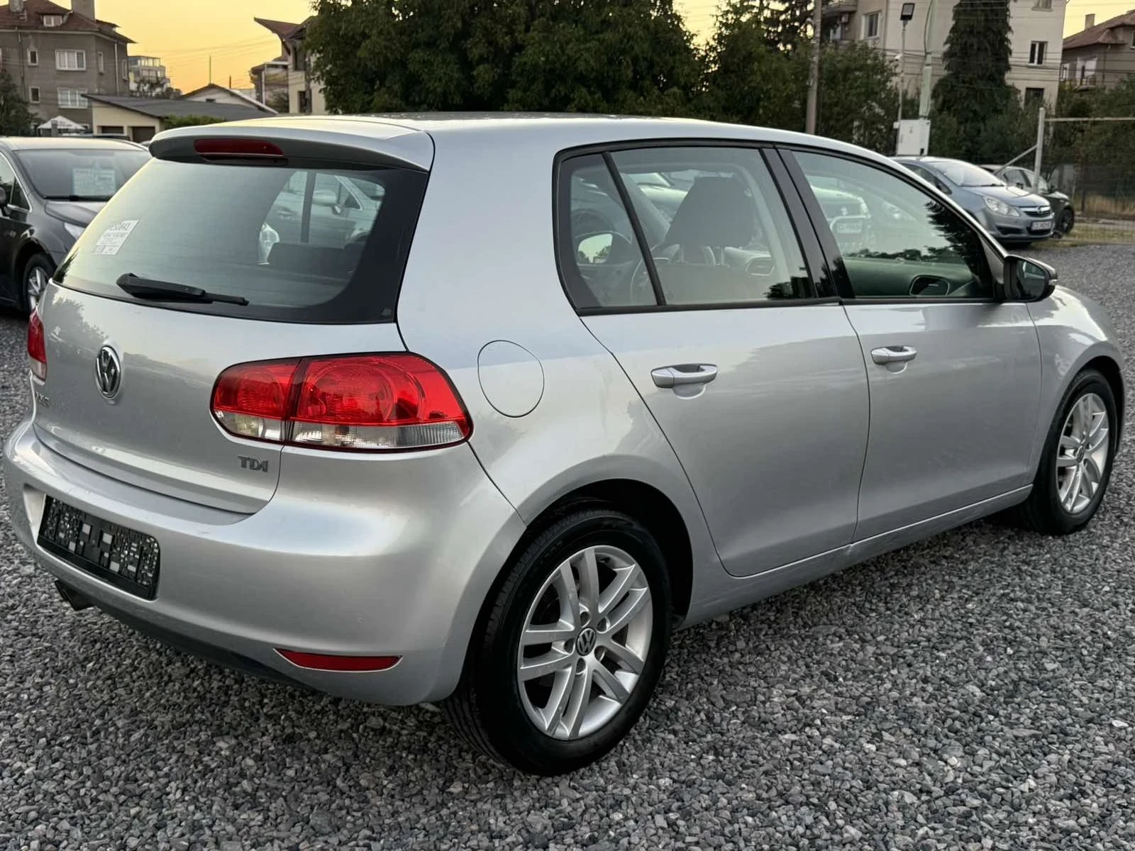VW Golf 2.0 TDI (110��) 2009�. 197000 ��. JVC/Bluetooth  | Mobile.bg � ����������� 6