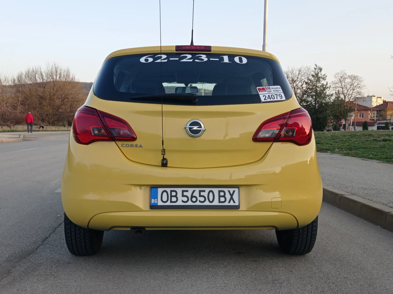 Opel Corsa Е.1.4/90кс Без Турбо* , снимка 10 - Автомобили и джипове - 53739381