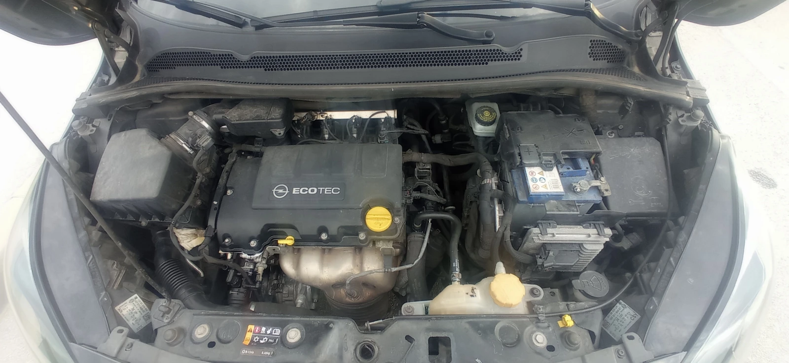 Opel Corsa Е.1.4/90кс Без Турбо* , снимка 16 - Автомобили и джипове - 53739381