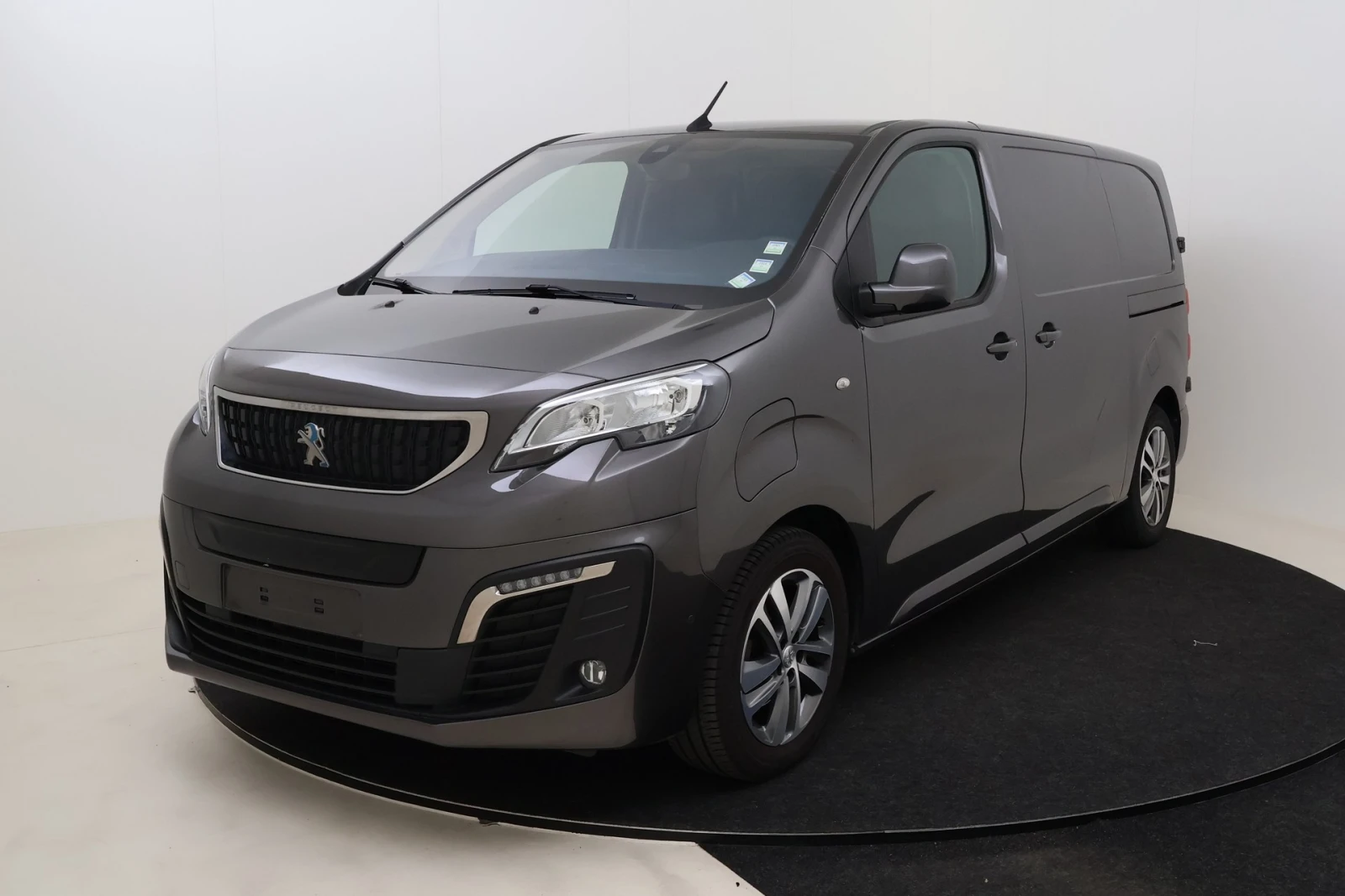 Peugeot Expert e-Expert Combi Long 75 kWh  | Mobile.bg � ����������� 2