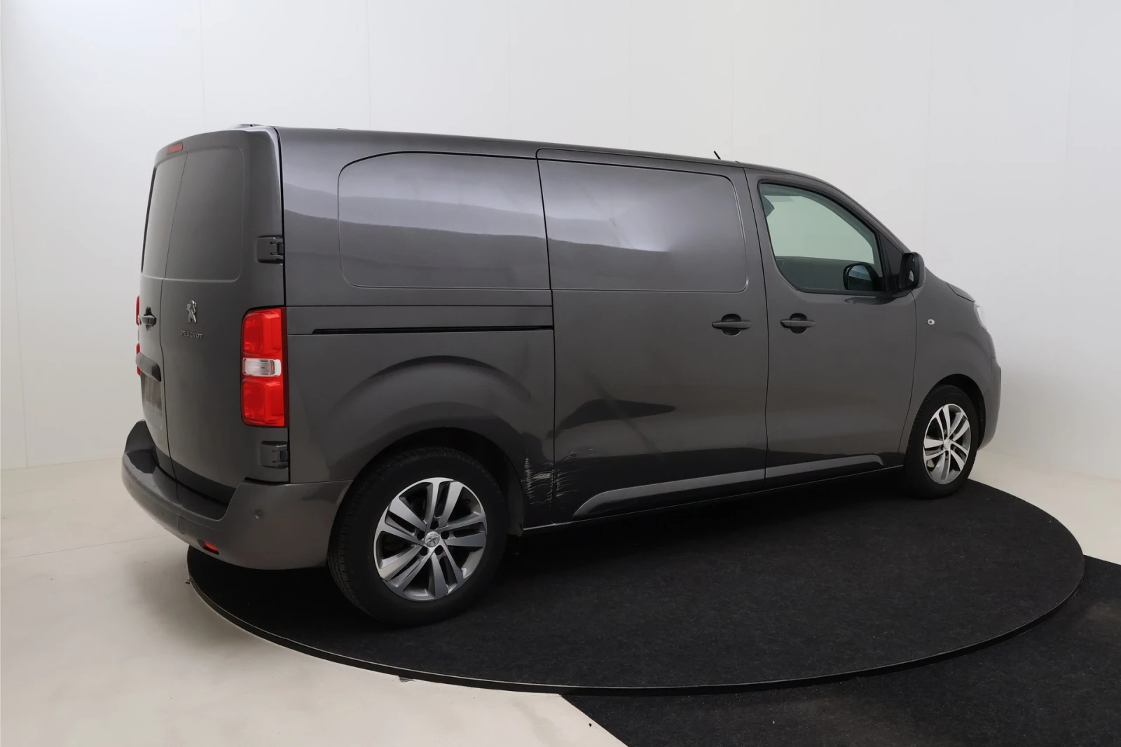 Peugeot Expert e-Expert Combi Long 75 kWh  | Mobile.bg � ����������� 9