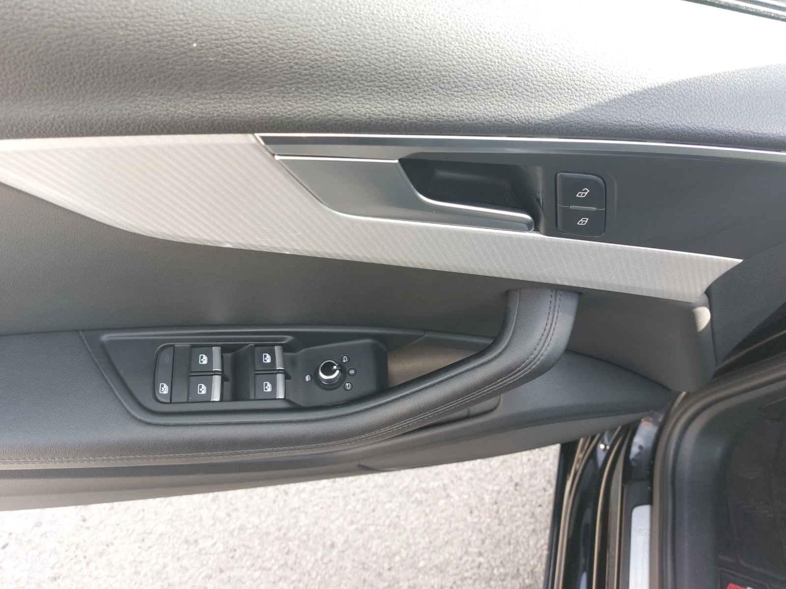 Audi A4 Комби, снимка 10 - Автомобили и джипове - 54356290