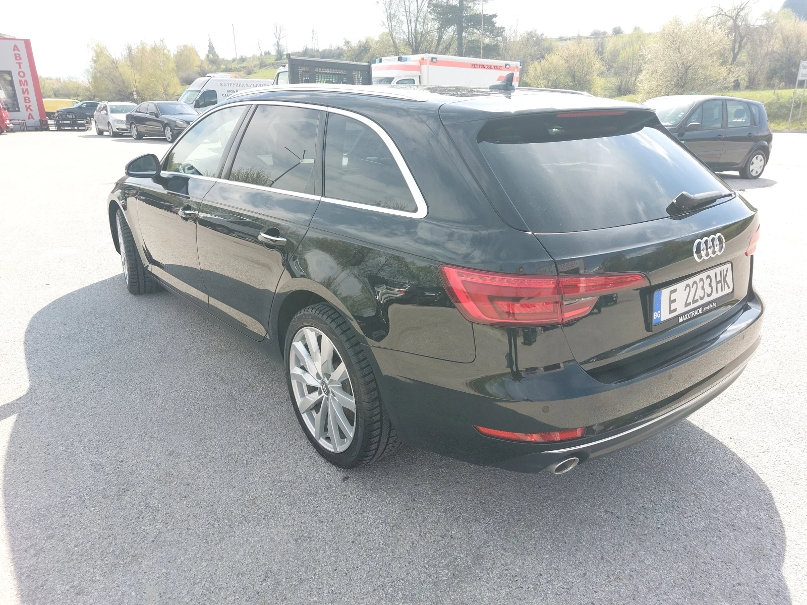 Audi A4 Комби, снимка 4 - Автомобили и джипове - 54356290