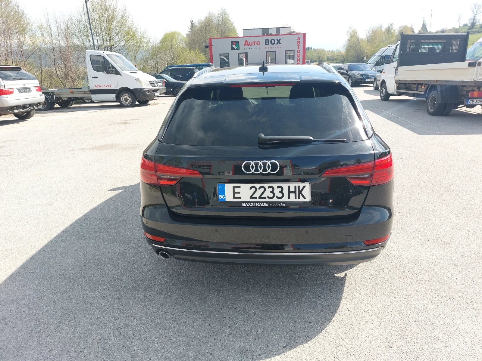 Audi A4 Комби, снимка 3 - Автомобили и джипове - 54356290