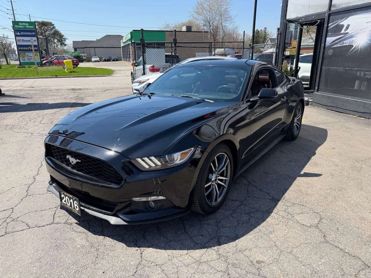 Ford Mustang * I4 Coupe * CARFAX * ЦЕНА ДО БГ, снимка 3 - Автомобили и джипове - 54403517