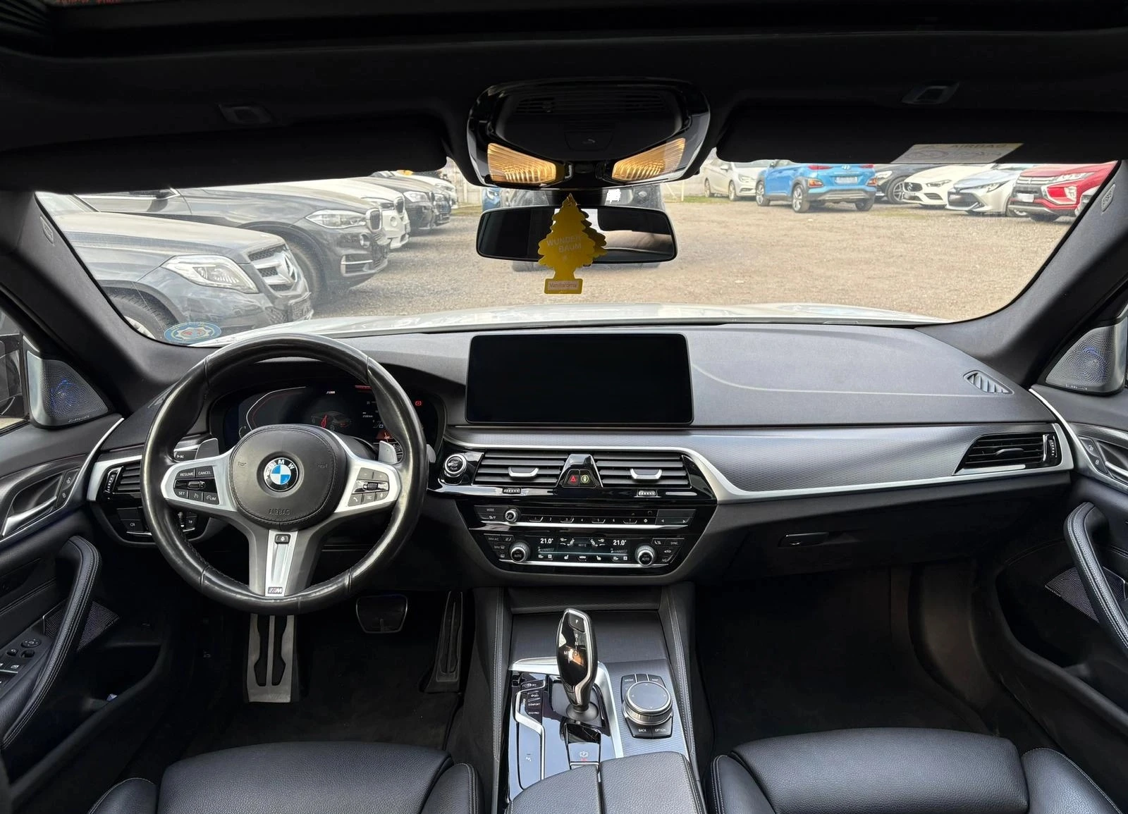 BMW 530 M-Sport LCI, снимка 7 - Автомобили и джипове - 54863797