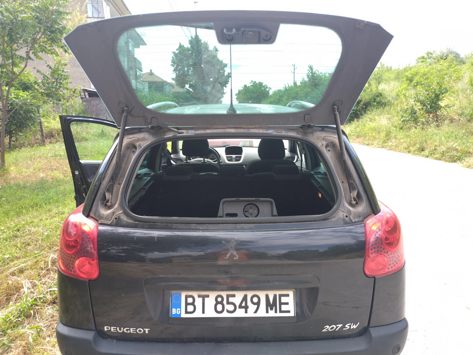 Peugeot 207 SW, снимка 10 - Автомобили и джипове - 55161392