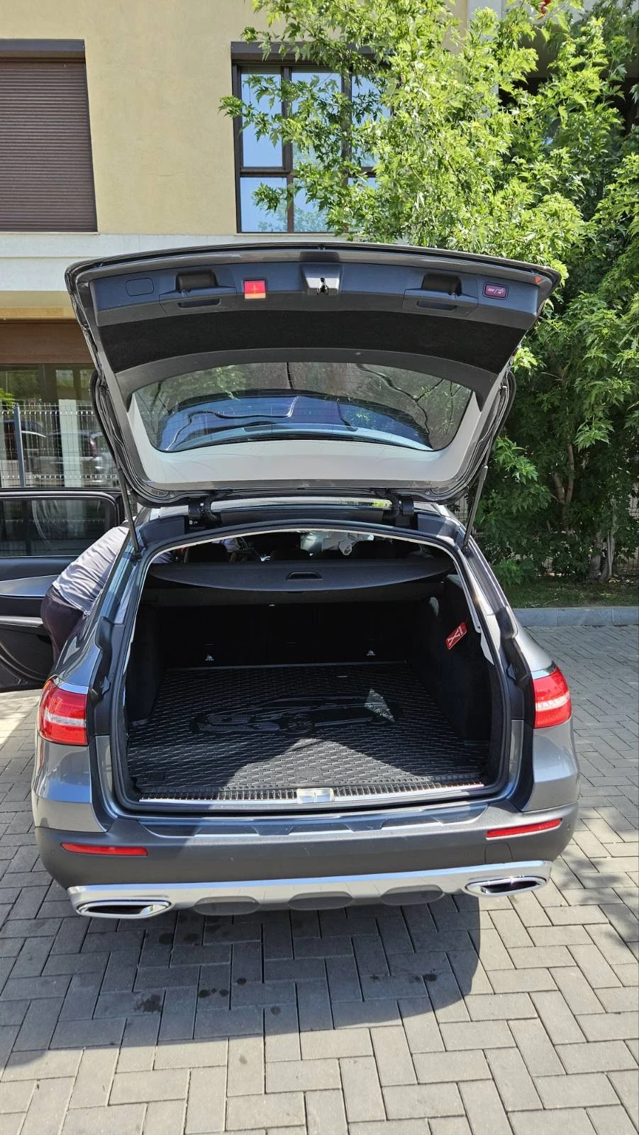 Mercedes-Benz E 220 All- Terrain, снимка 6 - Автомобили и джипове - 55242451
