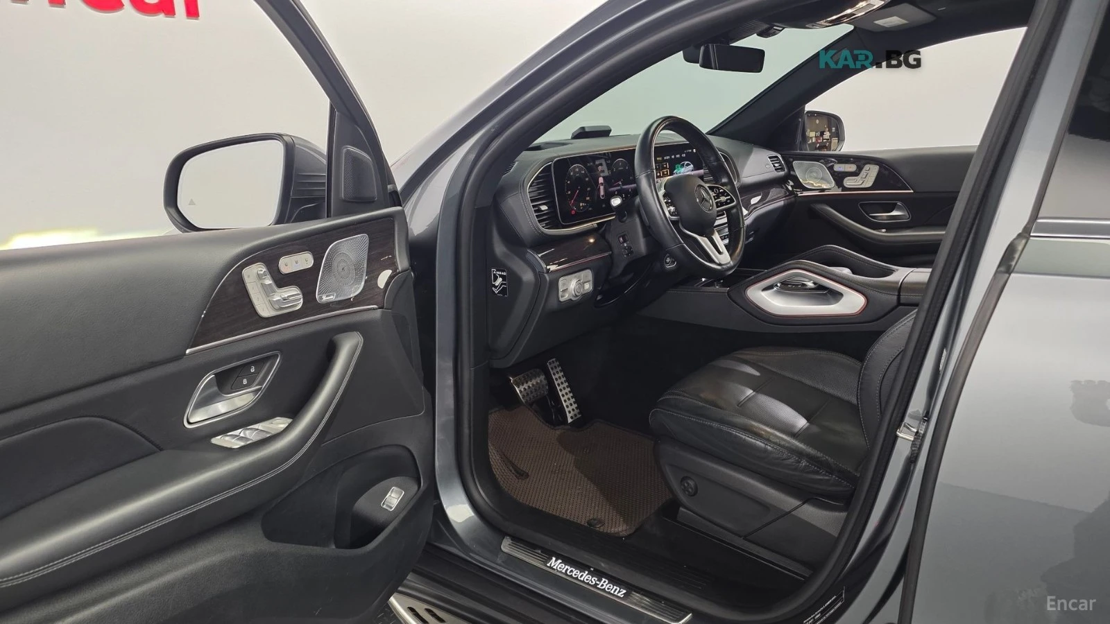 Mercedes-Benz GLE 450 4MATIC COUPE* HUD* 360* КОЖА* ОБДУХ* НАВИ* , снимка 8 - Автомобили и джипове - 55819157
